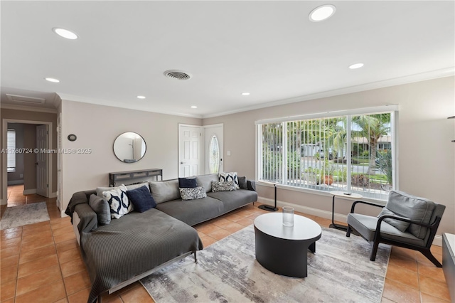 living room with crown molding, recessed lighting, baseboards, and visible vents