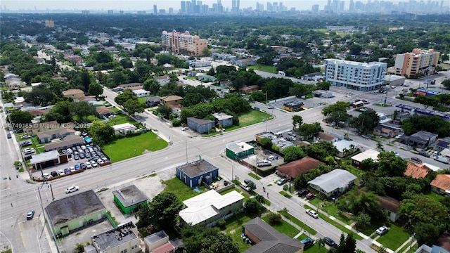 drone / aerial view with a view of city