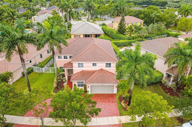 bird's eye view with a residential view