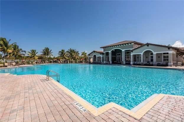9244 SW 227th Ln, Cutler Bay, FL 33190 - photo 7