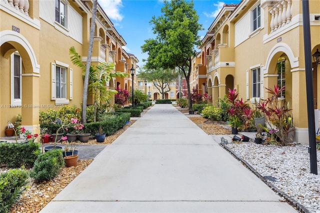 view of home's community featuring a residential view