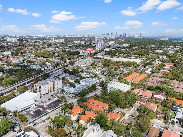 bird's eye view with a view of city