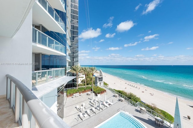 Listing photo 2 for 17121 Collins Ave Unit 904, Sunny Isles Beach FL 33160