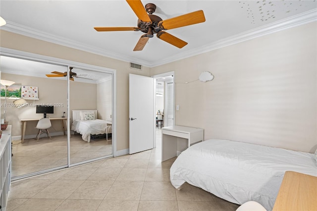 bedroom featuring light tile patterned floors, visible vents, crown molding, and a ceiling fan