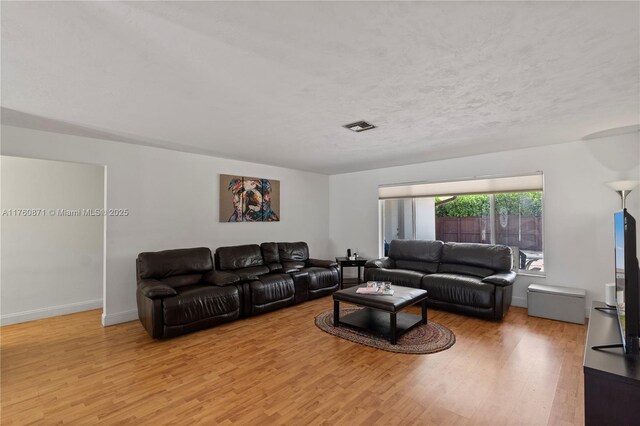 2010 NE 208th St, Miami, FL 33179 - photo 21