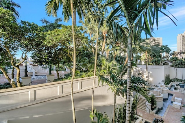 2000 Island Bl Unit 410, Aventura, FL 33160 - exterior space featuring fence