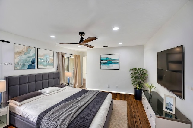 bedroom with a ceiling fan, recessed lighting, wood finished floors, and visible vents