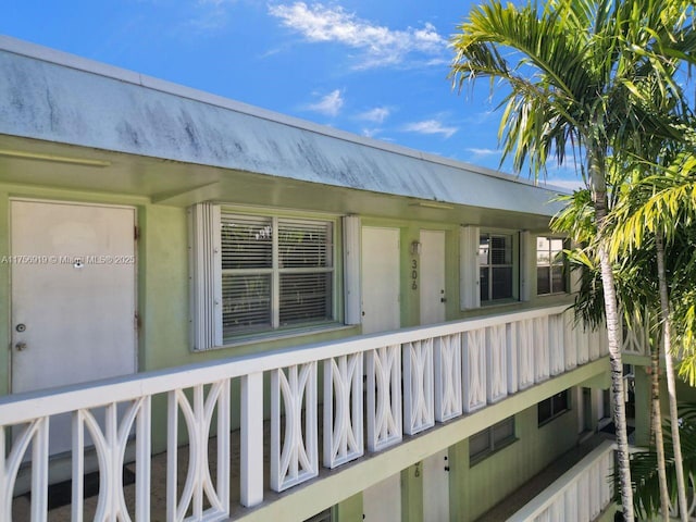 1900 NE 8th Ct Unit 306, Fort Lauderdale, FL 33304 - view of property entrance