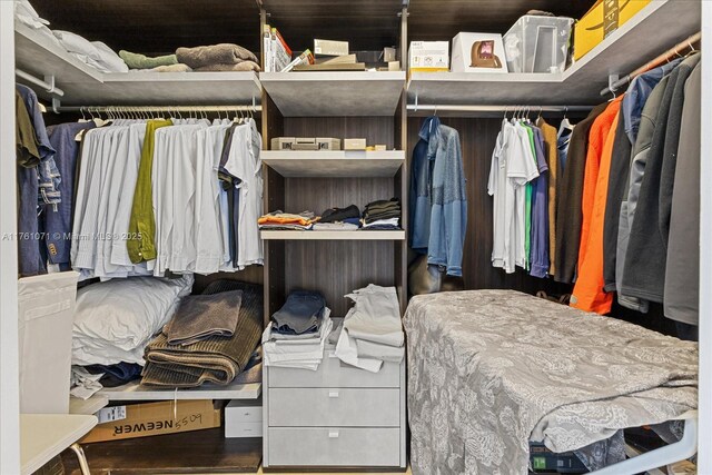 801 S Miami Ave Unit 5509, Miami, FL 33130 - view of walk in closet