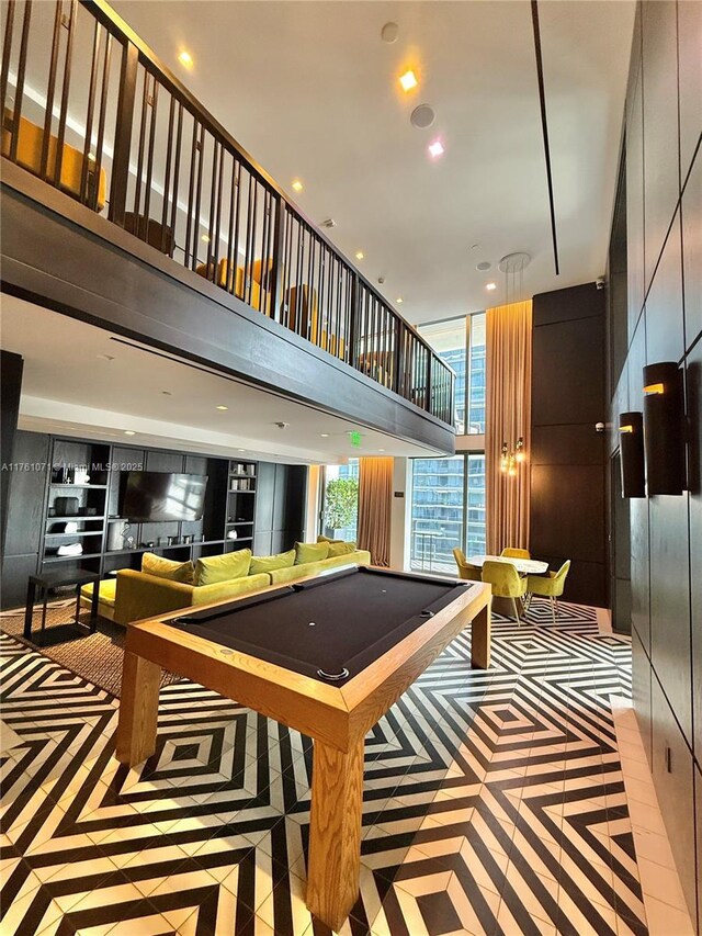 801 S Miami Ave Unit 5509, Miami, FL 33130 - game room featuring billiards table, a high ceiling, and recessed lighting