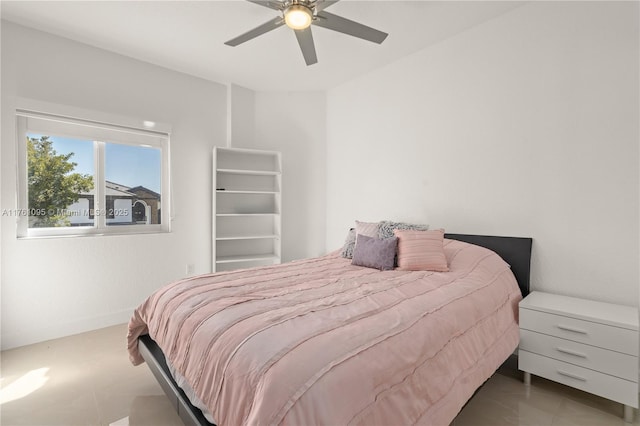 bedroom featuring a ceiling fan