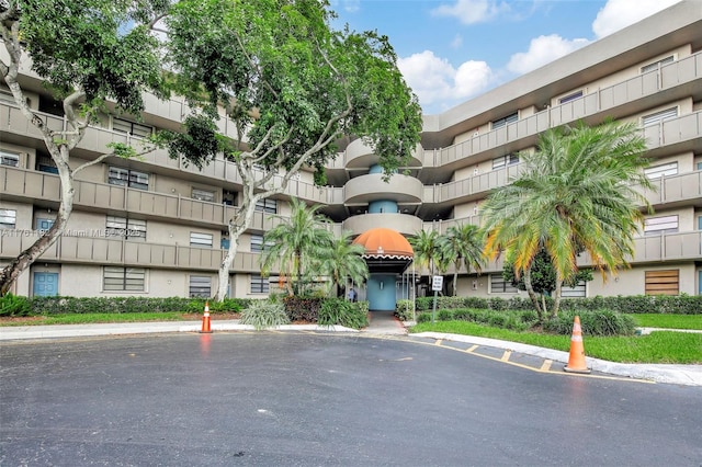 1001 Colony Point Cir Unit 514, Pembroke Pines, FL 33026 - view of apartment building / complex