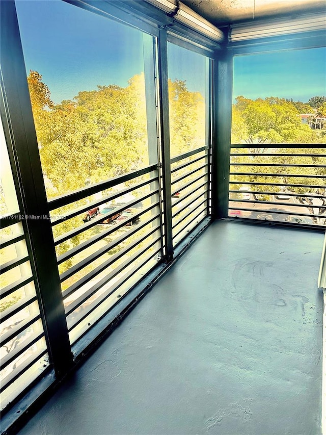 1001 Colony Point Cir Unit 514, Pembroke Pines, FL 33026 - view of unfurnished sunroom