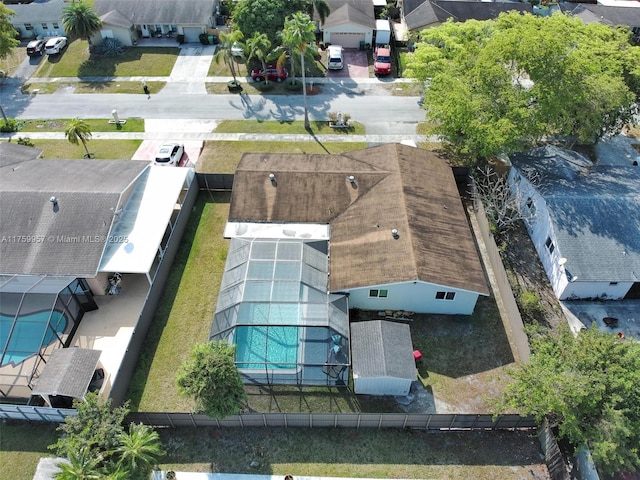 birds eye view of property featuring a residential view