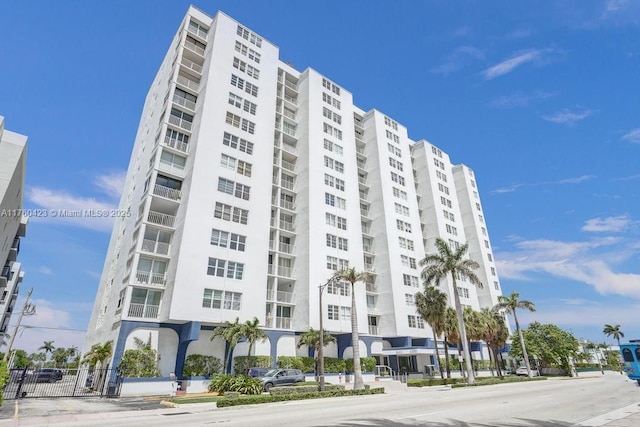 6450 Collins Ave Unit 1204, Miami Beach, FL 33141 - photo 42