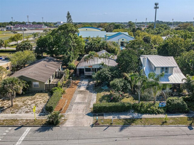 1735 18th St, Vero Beach, FL 32960 - aerial view of property and surrounding area
