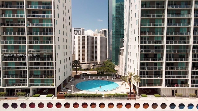 55 SE 6th St Unit 3701, Miami, FL 33131 - exterior space featuring a city view