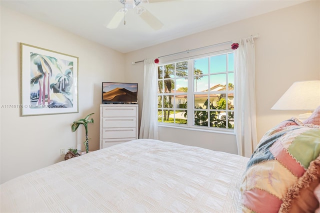 bedroom featuring a ceiling fan