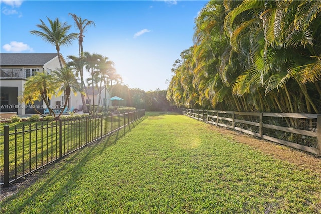 view of yard featuring fence