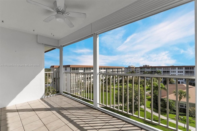 balcony featuring ceiling fan