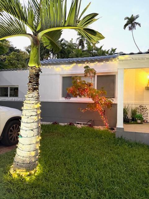 1643 Nethia Dr, Miami, FL 33133 - exterior space with stucco siding