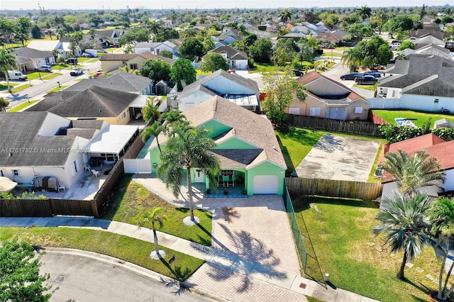 birds eye view of property featuring a residential view
