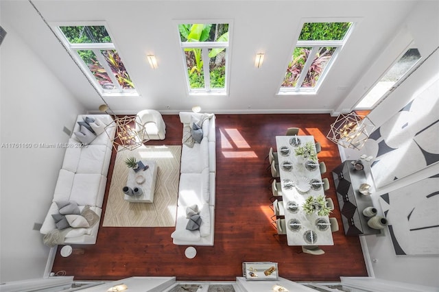 living area with baseboards