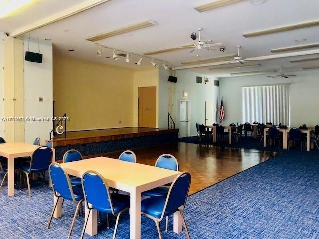 dining area featuring ceiling fan