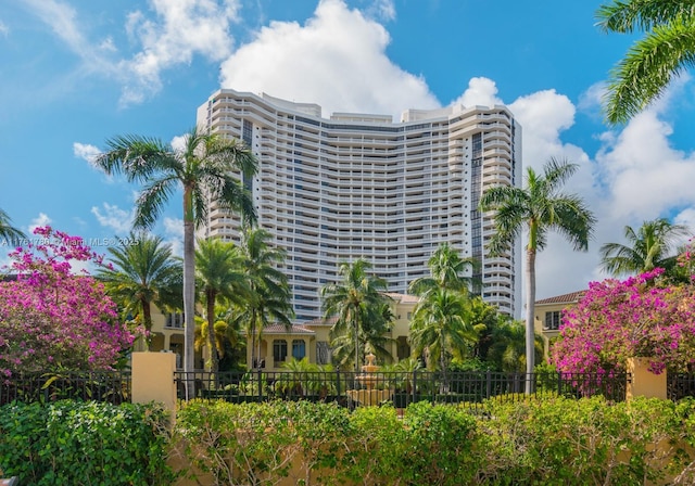 1000 W Island Blvd Unit 2606, Aventura, FL 33160 - view of building exterior