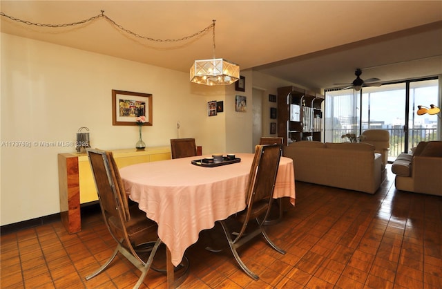 dining room with ceiling fan