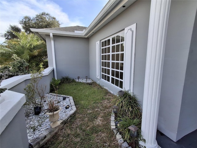 4511 Queen Palm Ln, Tamarac, FL 33319 - view of side of property with stucco siding