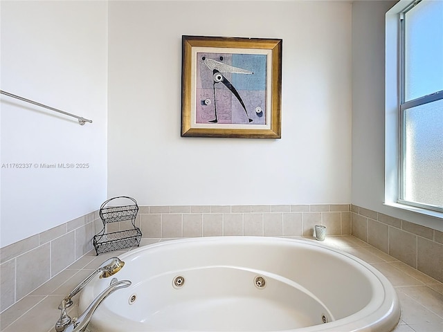 2217 SW Newport Isles Blvd, Port St Lucie, FL 34953 - bathroom with a jetted tub