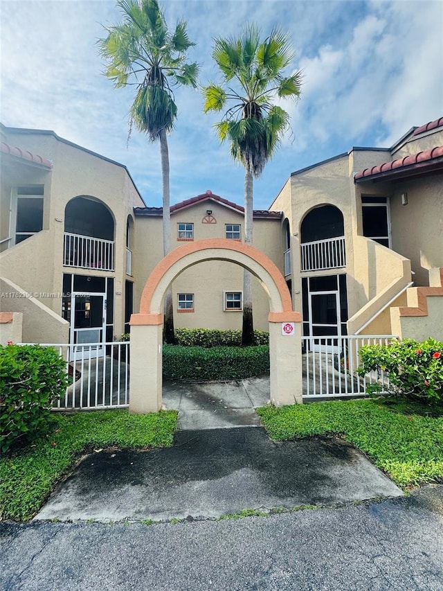 exterior space with driveway