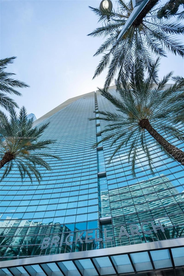 1395 Brickell Ave Unit 3411, Miami, FL 33131 - exterior space