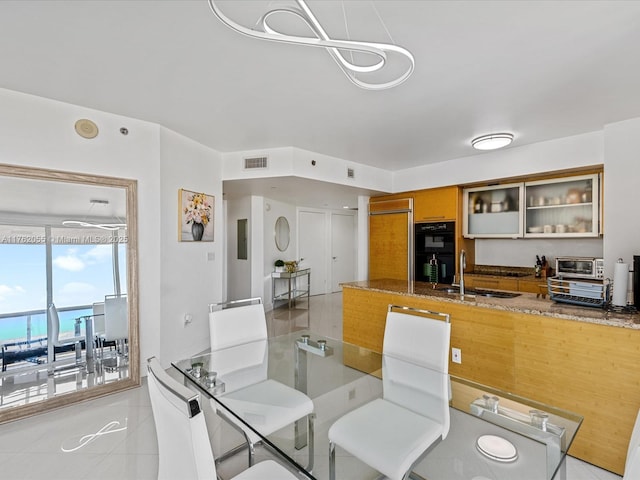 dining area with visible vents