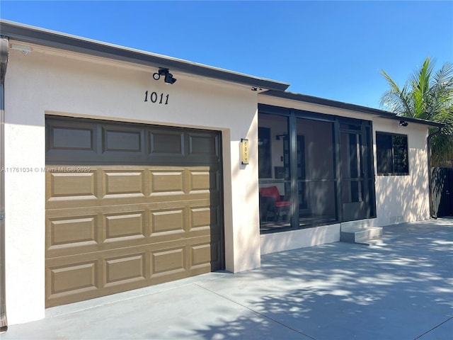 exterior space featuring driveway