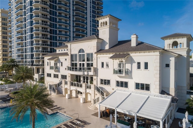 4775 Collins Ave Unit 4005, Miami Beach, FL 33140 - view of community pool