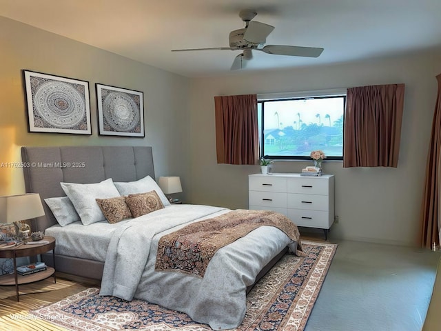 bedroom featuring a ceiling fan