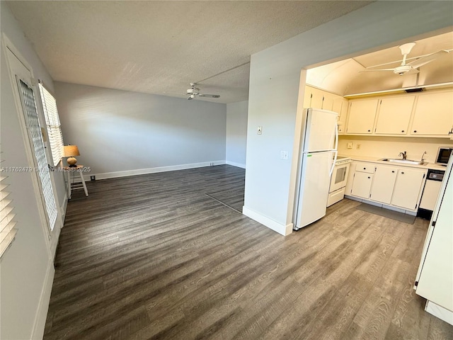 850 SW 133rd Ter Unit 213B, Pembroke Pines, FL 33027 - photo 3