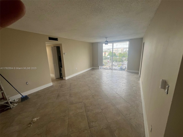 Listing photo 2 for 498 NW 165th St Unit D-501, Miami FL 33169