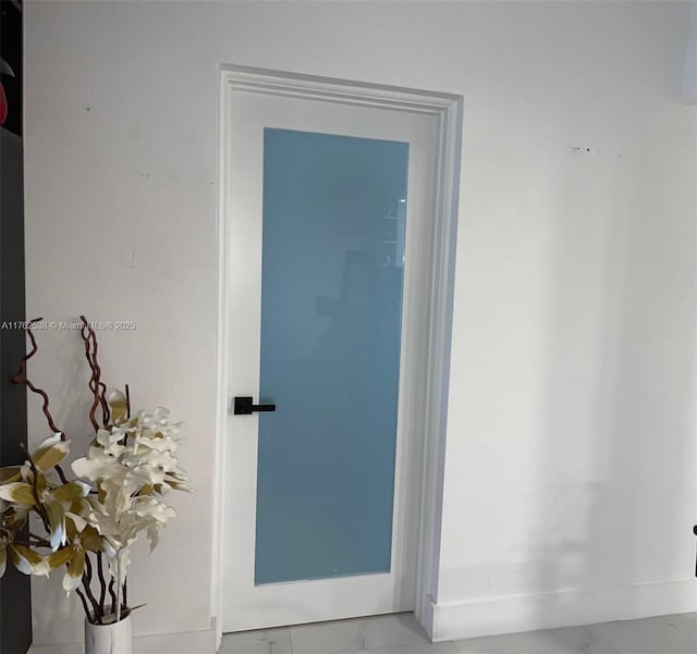 18555 NE 14th Ave Unit 609, Miami, FL 33179 - view of doorway to property