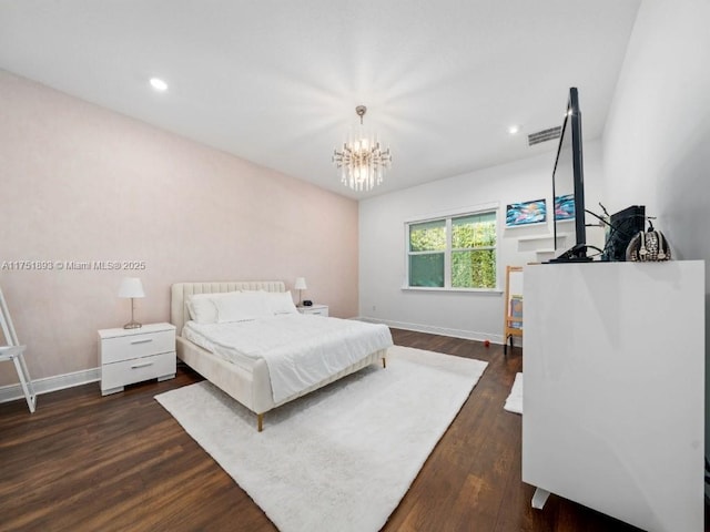 bedroom featuring visible vents, baseboards, a chandelier, recessed lighting, and dark wood-style flooring