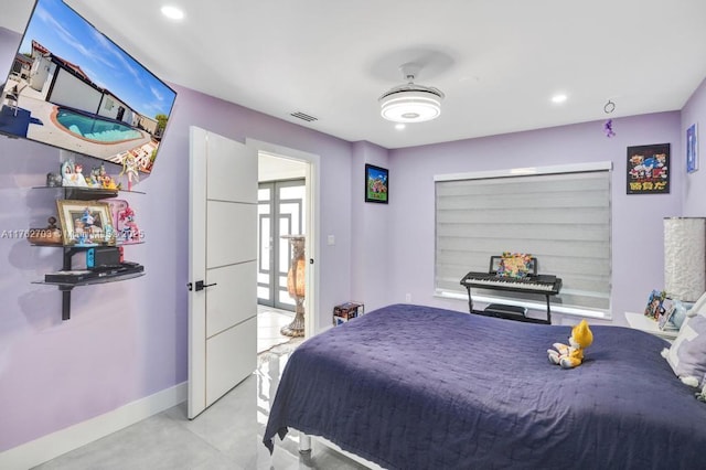 bedroom with recessed lighting, visible vents, and baseboards