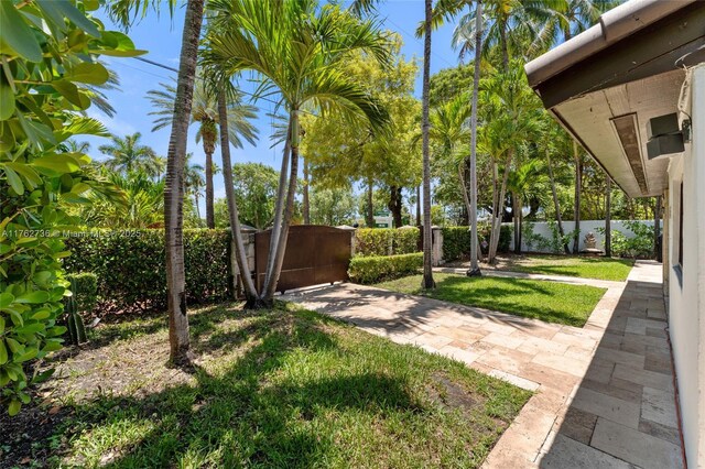 2054 Alton Rd, Miami Beach, FL 33140 - photo 4