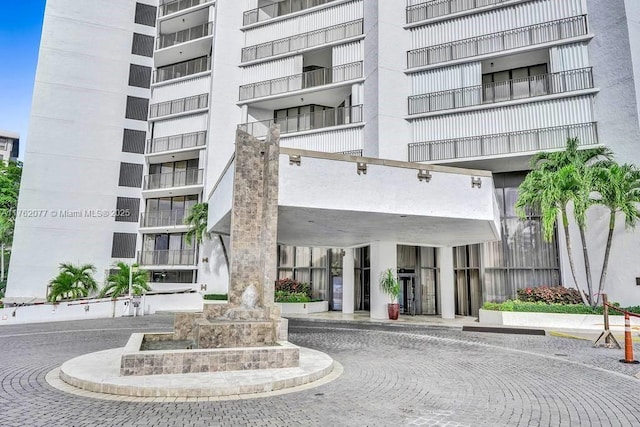 300 Three Islands Blvd Unit 518, Hallandale Beach, FL 33009 - view of apartment building / complex
