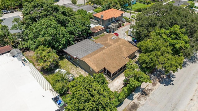 bird's eye view with a residential view