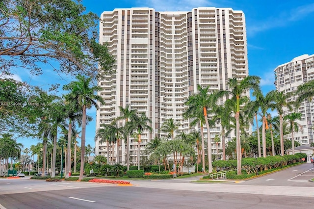 21205 Yacht Club Dr Unit 1802, Aventura, FL 33180 - photo 1