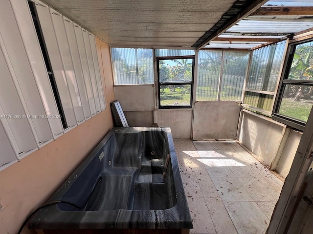 view of unfurnished sunroom