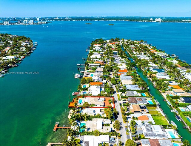 1690 Daytonia Rd, Miami Beach, FL 33141 - aerial view of a large body of water