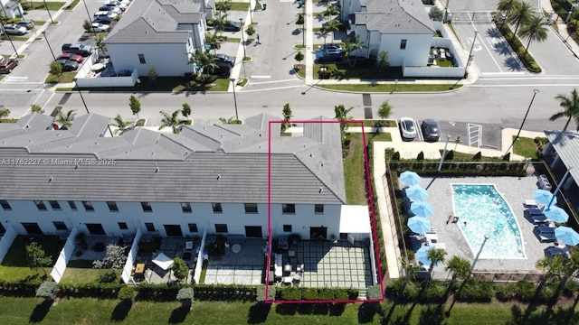 birds eye view of property featuring a residential view